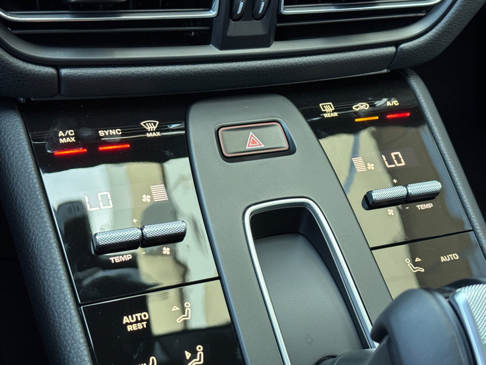 New 2026 Porsche Macan S AWD/4WD image 21
