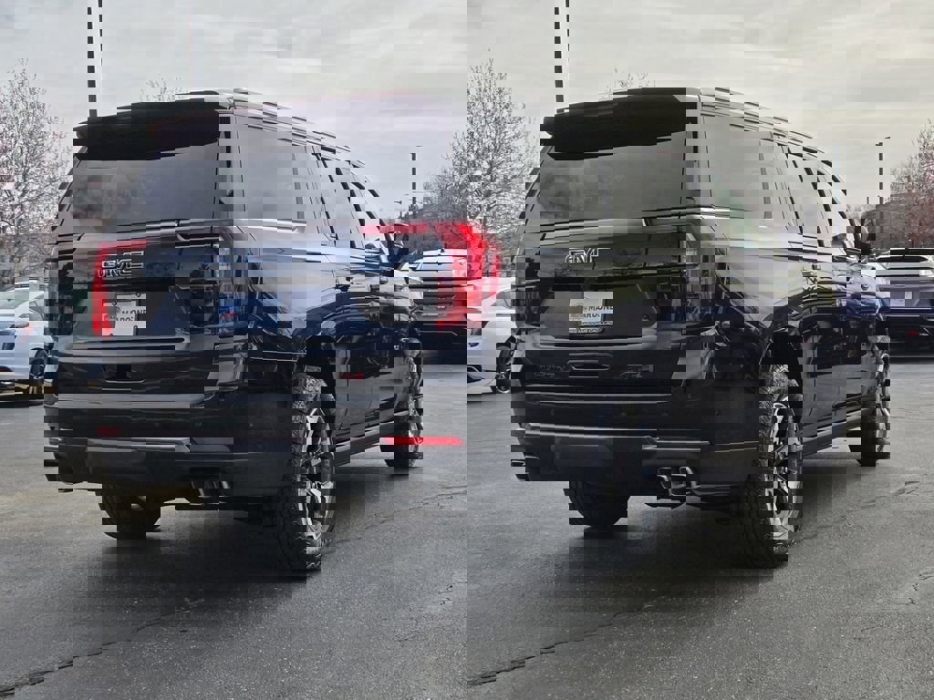 New 2026 GMC Yukon XL AT4 Ultimate image 4