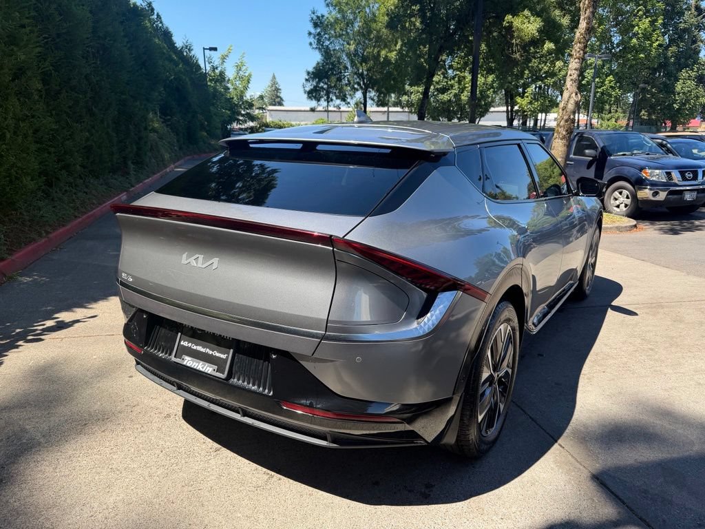 Used 2024 Kia EV6 Wind w/ Wind Technology Package AWD/4WD image 4
