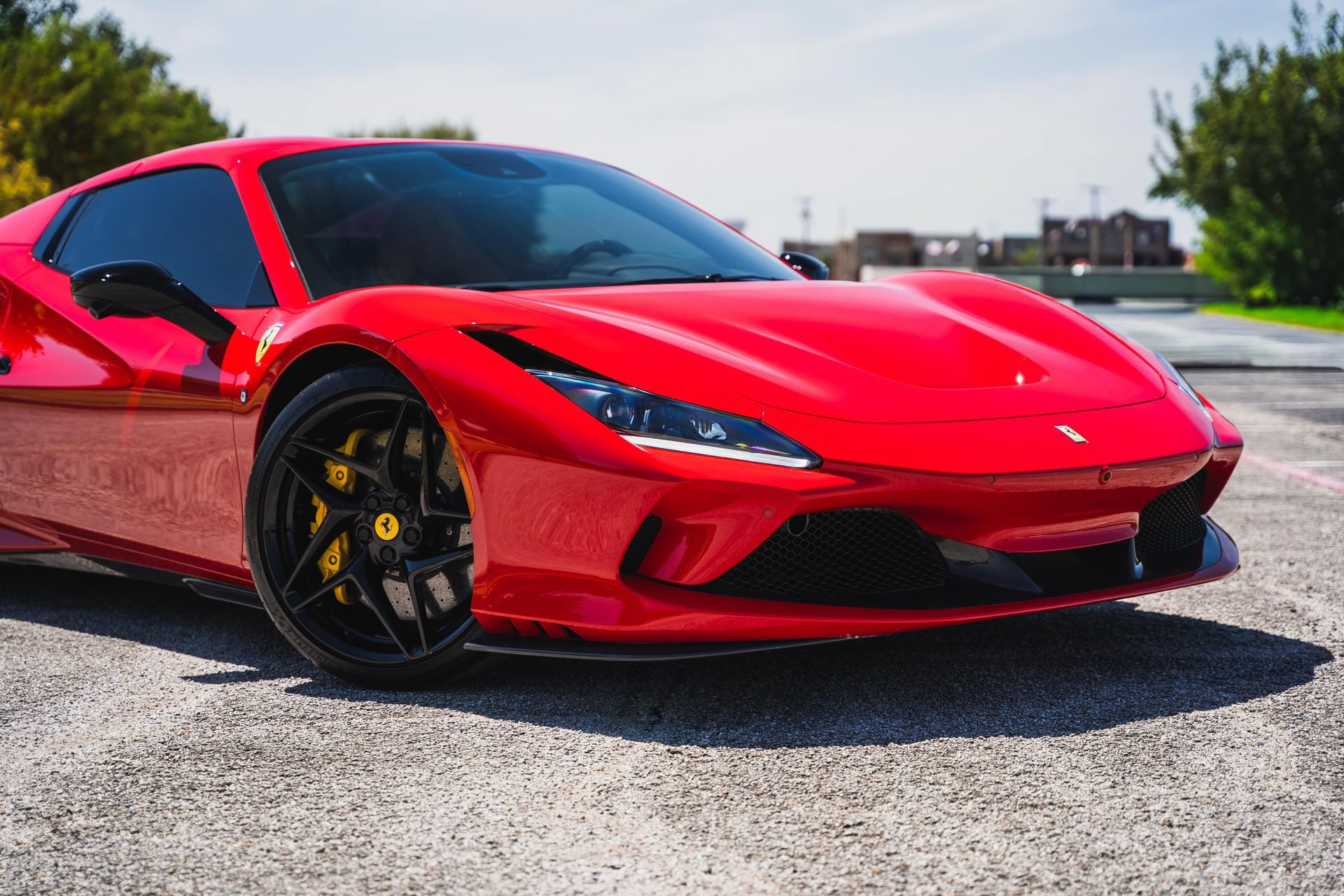 Used 2021 Ferrari F8 Tributo RWD image 37