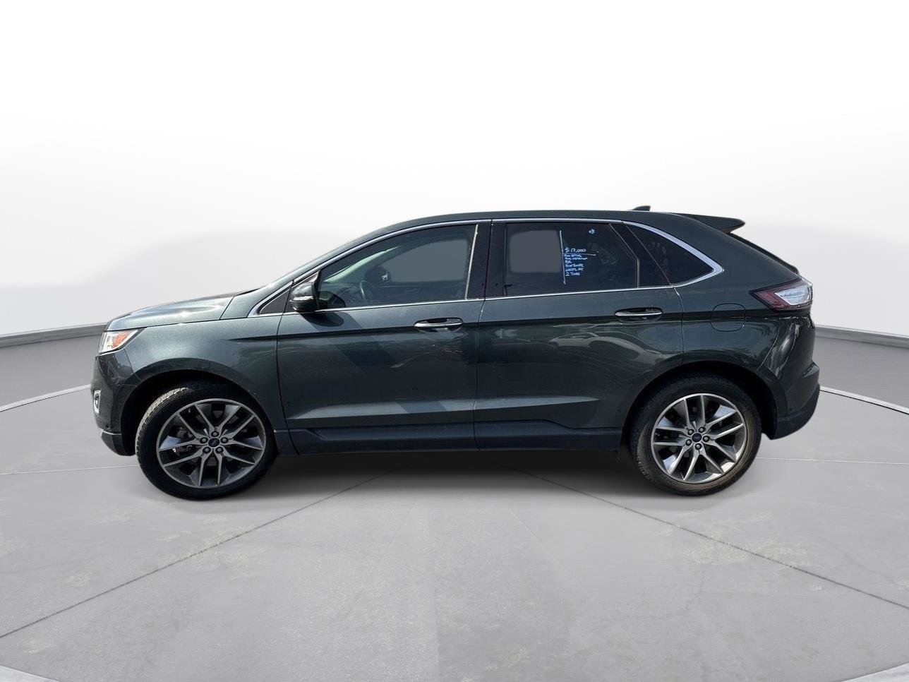 Used 2015 Ford Edge Titanium w/ Equipment Group 302A image 9