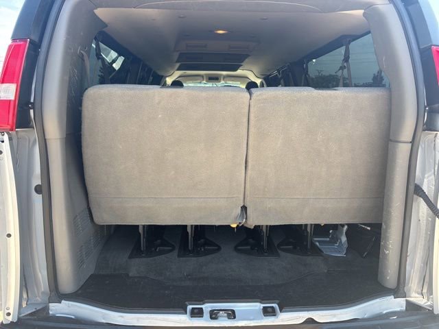 Used 2018 Chevrolet Express 3500 LT w/ LT Preferred Equipment Group RWD image 13