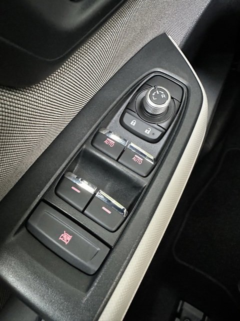 Used 2025 Subaru Forester Premium image 17