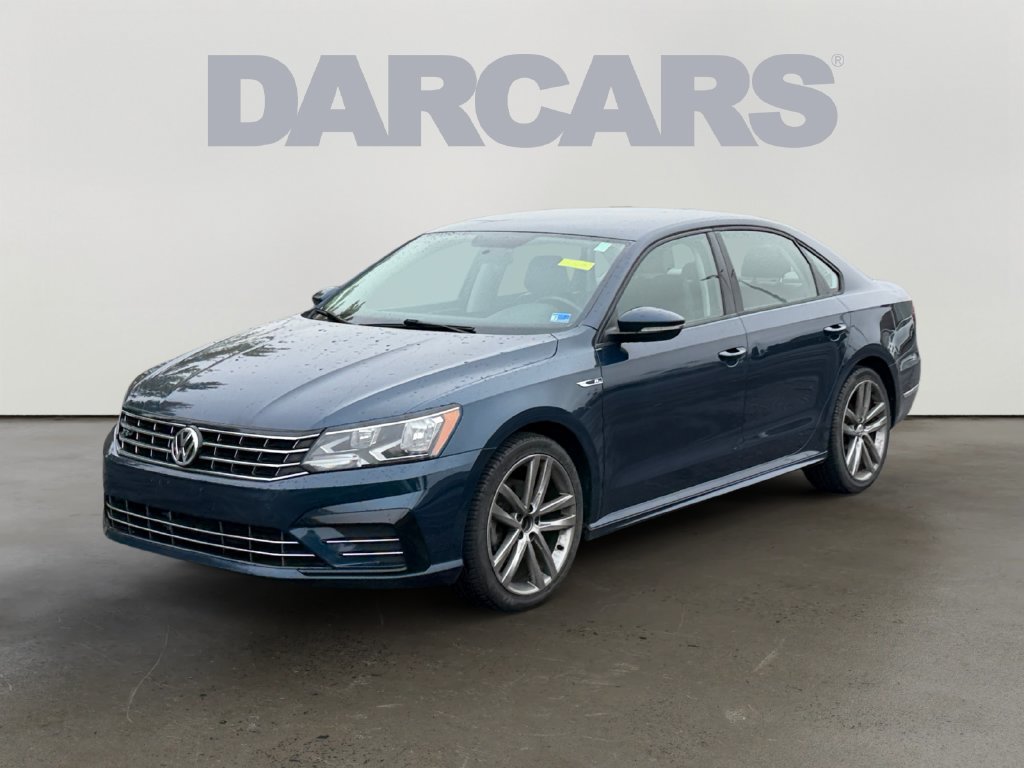 Used 2018 Volkswagen Passat 2.0T S FWD image 3