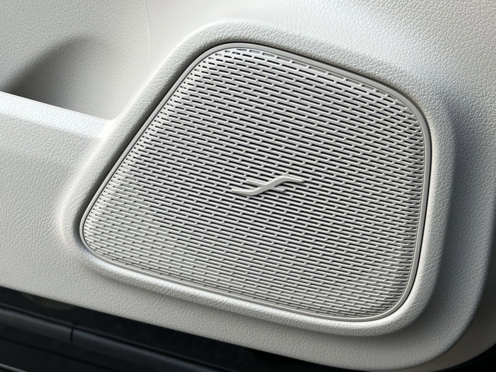 New 2026 Mercedes-Benz GLB 250 GLB 250 image 34