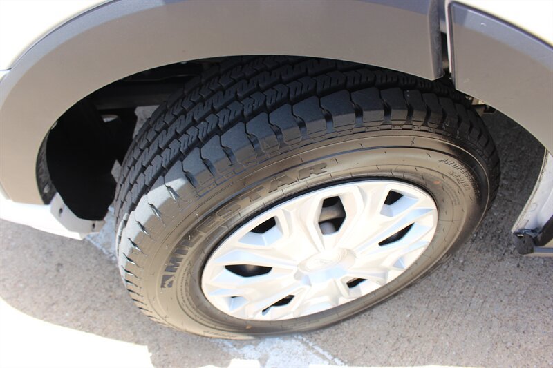Used 2023 Ford Transit 350 XLT RWD image 30