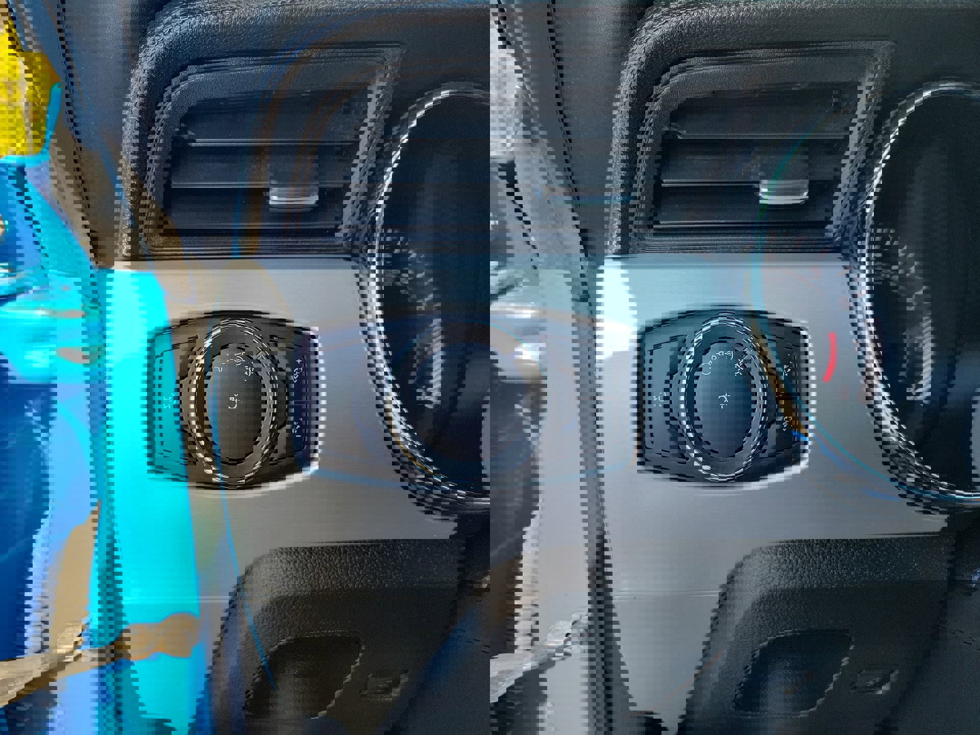 Used 2017 Ford Mustang Premium image 27