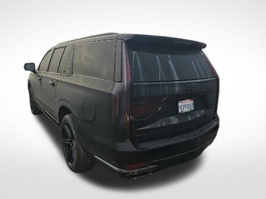 Used 2023 Cadillac Escalade ESV Sport Platinum w/ LPO, ONYX Package image 4