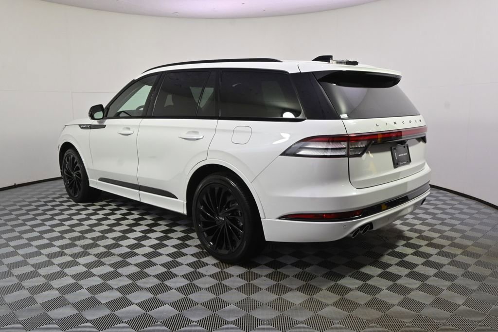 New 2026 Lincoln Aviator Reserve image 3