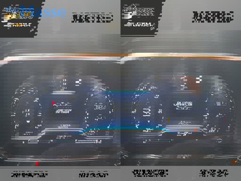 Used 2022 Chevrolet Suburban RST w/ Luxury Package image 11