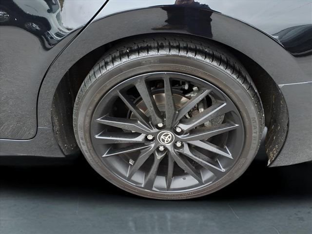 Used 2022 Toyota Camry XSE w/ Navigation Package FWD image 5