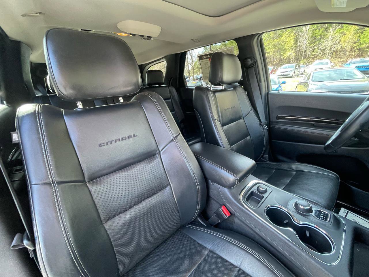 Used 2015 Dodge Durango Citadel w/ Technology Group AWD/4WD image 34