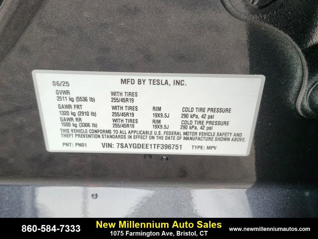 Used 2026 Tesla Model Y Long Range image 26