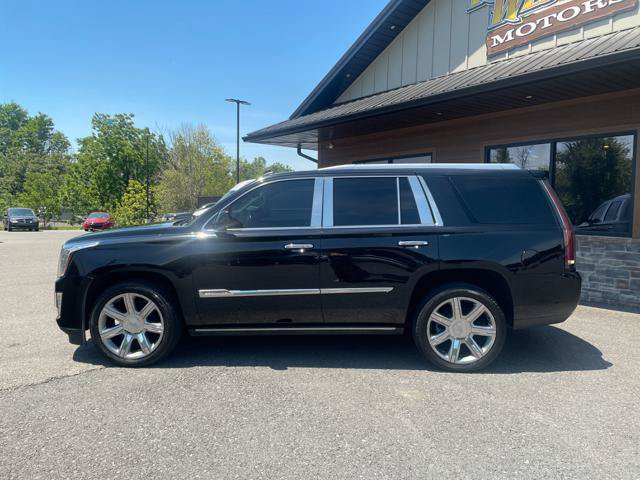 Used 2015 Cadillac Escalade Premium AWD/4WD image 4