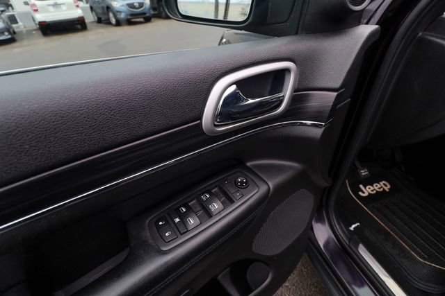 Used 2019 Jeep Grand Cherokee Limited AWD/4WD image 31