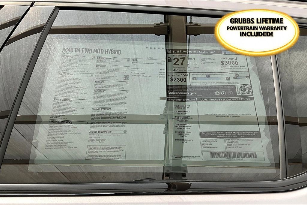 New 2026 Volvo XC40 B4 Core w/ Climate Package image 26