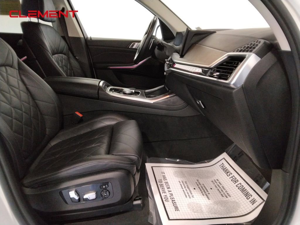 Used 2023 BMW X7 xDrive40i image 43