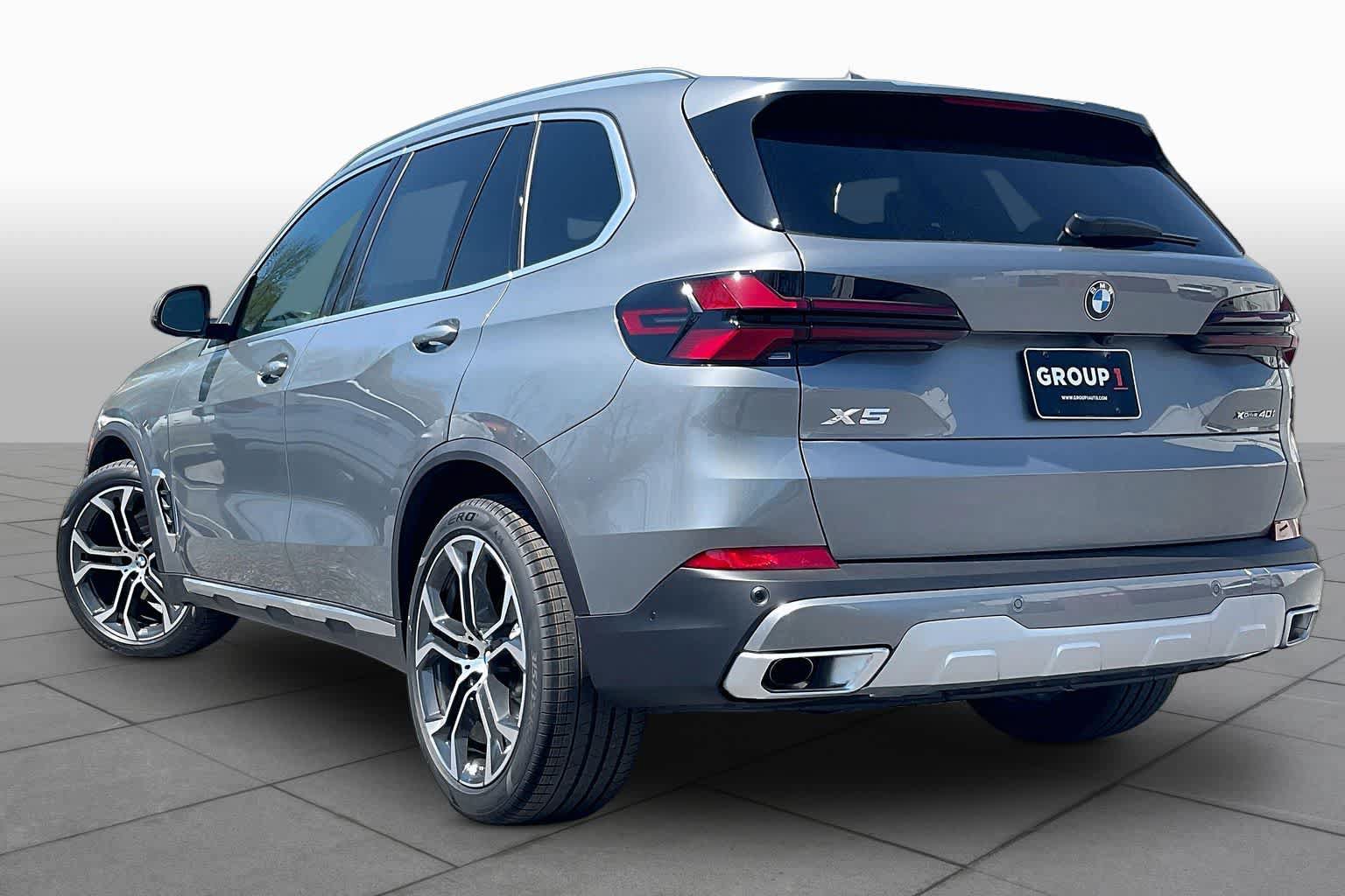 Used 2026 BMW X5 xDrive40i AWD/4WD image 12