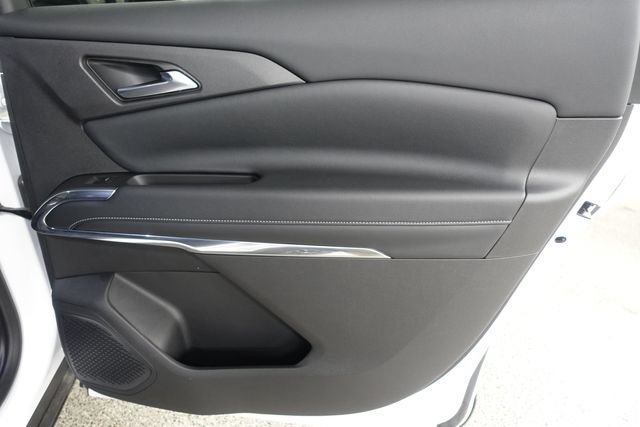 Used 2025 Chevrolet Traverse LT w/ Sun and Wheel Package FWD image 25
