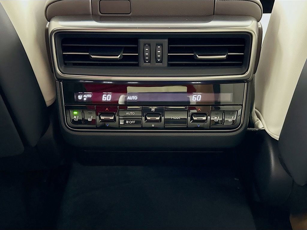 New 2026 Lexus LX 600 4WD w/ Luxury Package image 18