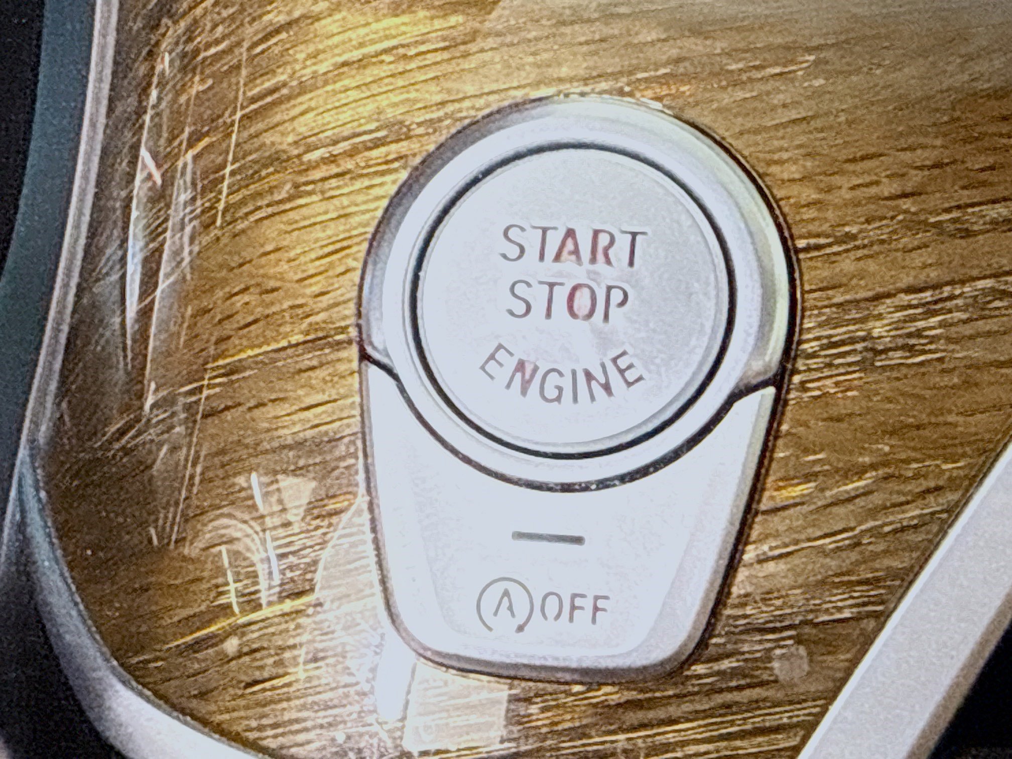 Used 2019 BMW 740i w/ Executive Package image 21