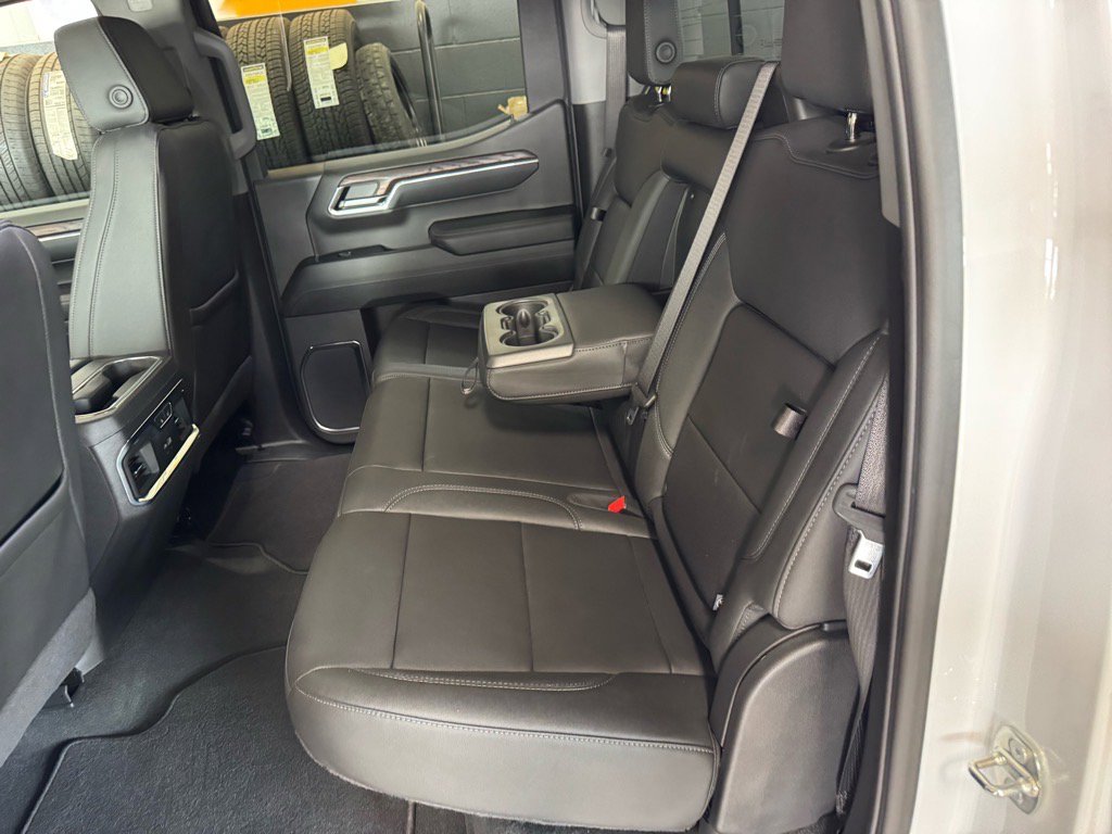 Used 2024 GMC Sierra 1500 SLT w/ SLT Premium Package image 12