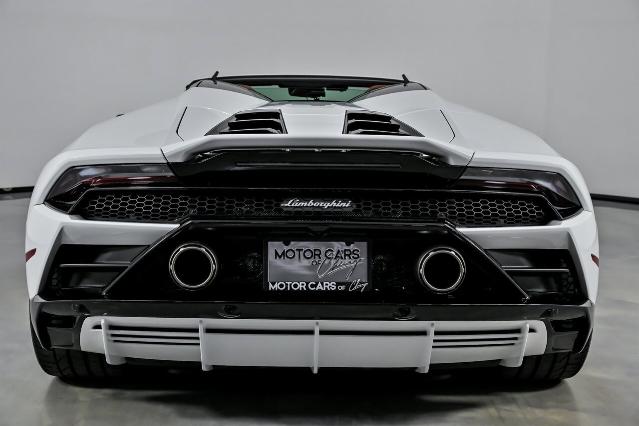 Used 2020 Lamborghini Huracan EVO AWD/4WD image 11