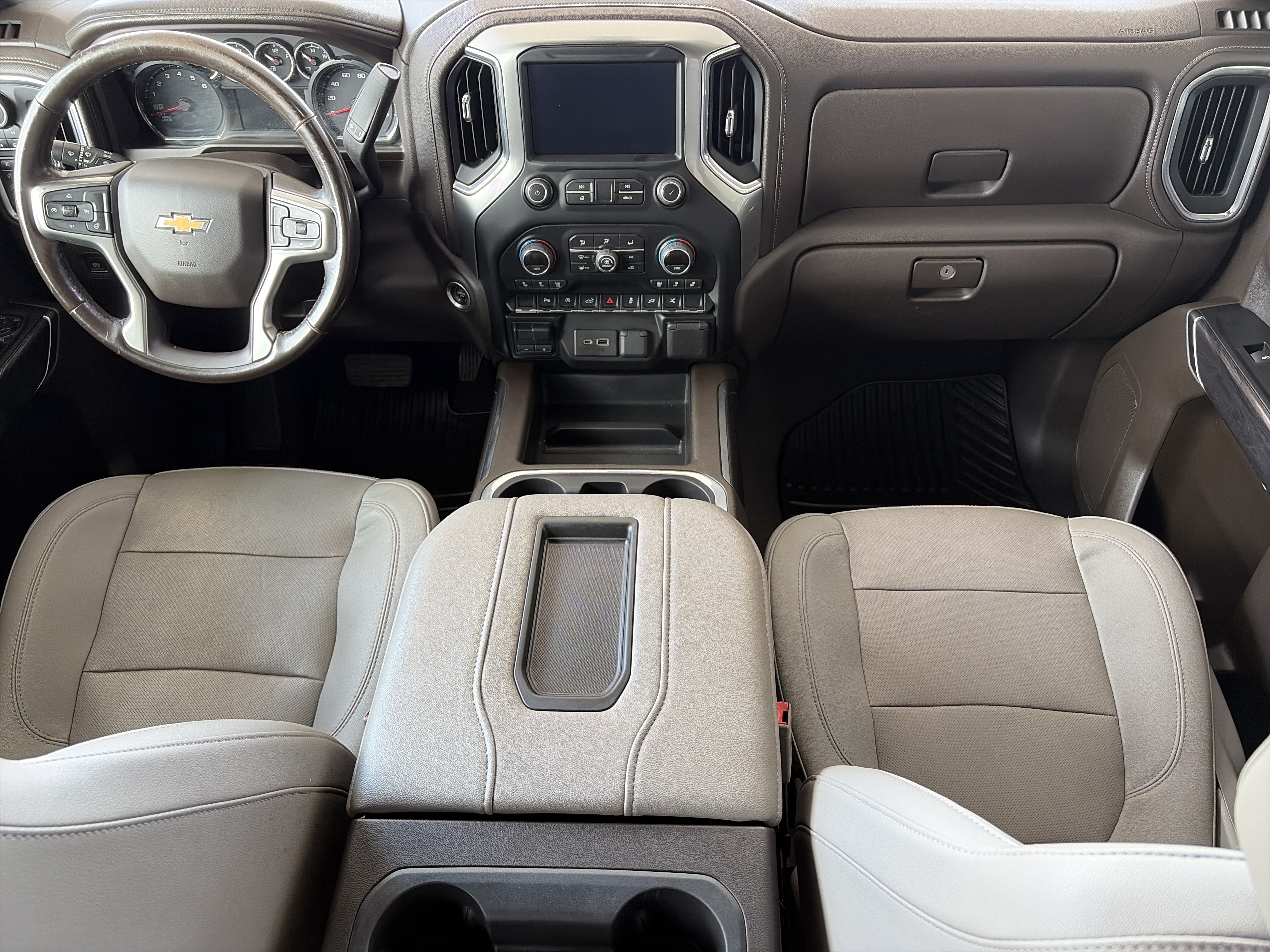 Used 2022 Chevrolet Silverado 1500 LTZ AWD/4WD image 14