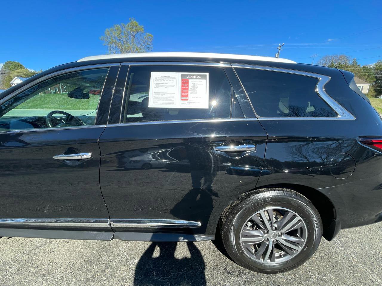 Used 2017 INFINITI QX60 AWD w/ Premium Plus Package image 4