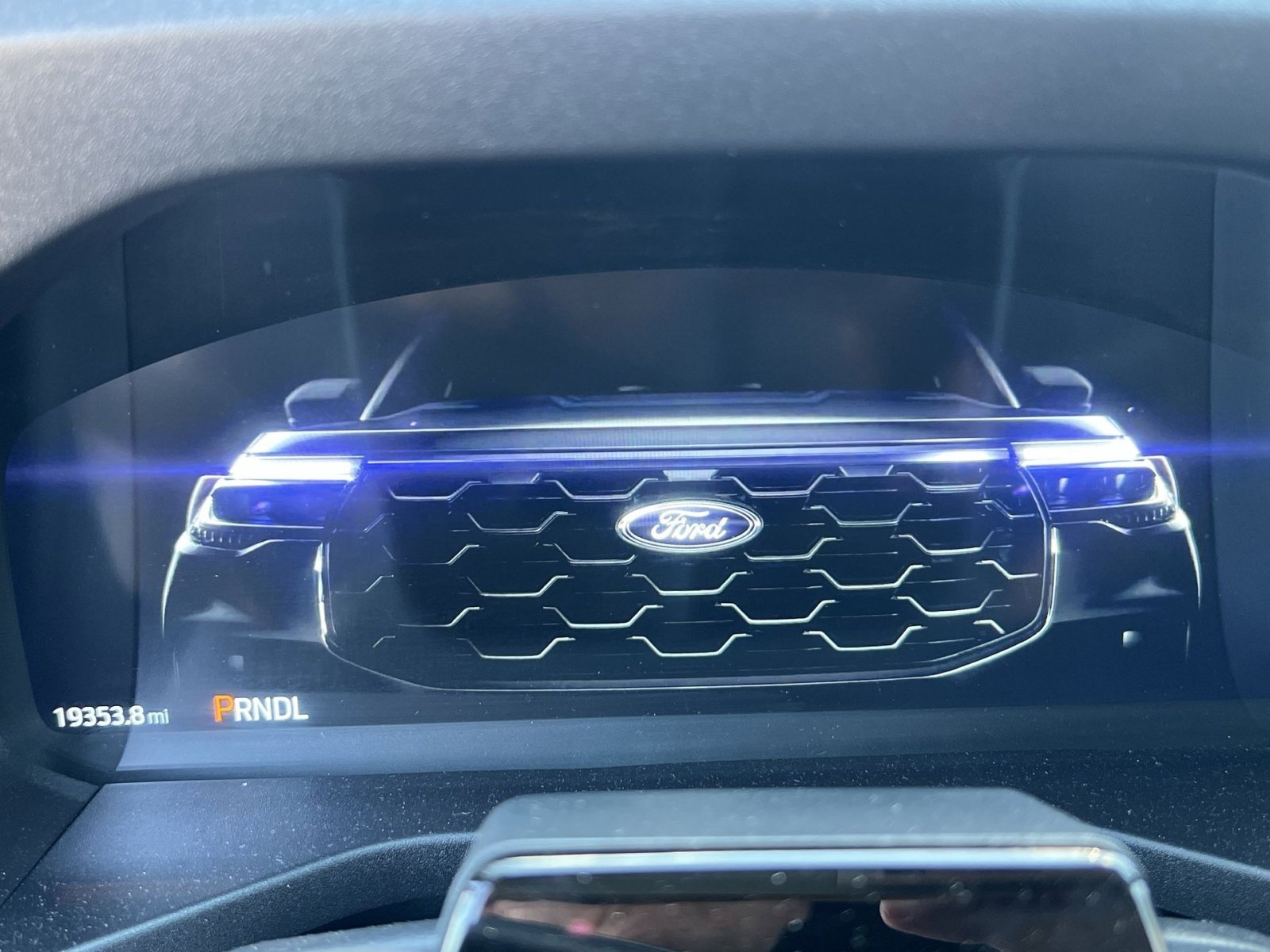 Used 2025 Ford Explorer Platinum w/ LUX Leather Package image 16