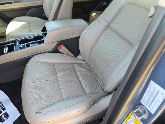 Used 2023 Lincoln Corsair Reserve image 15