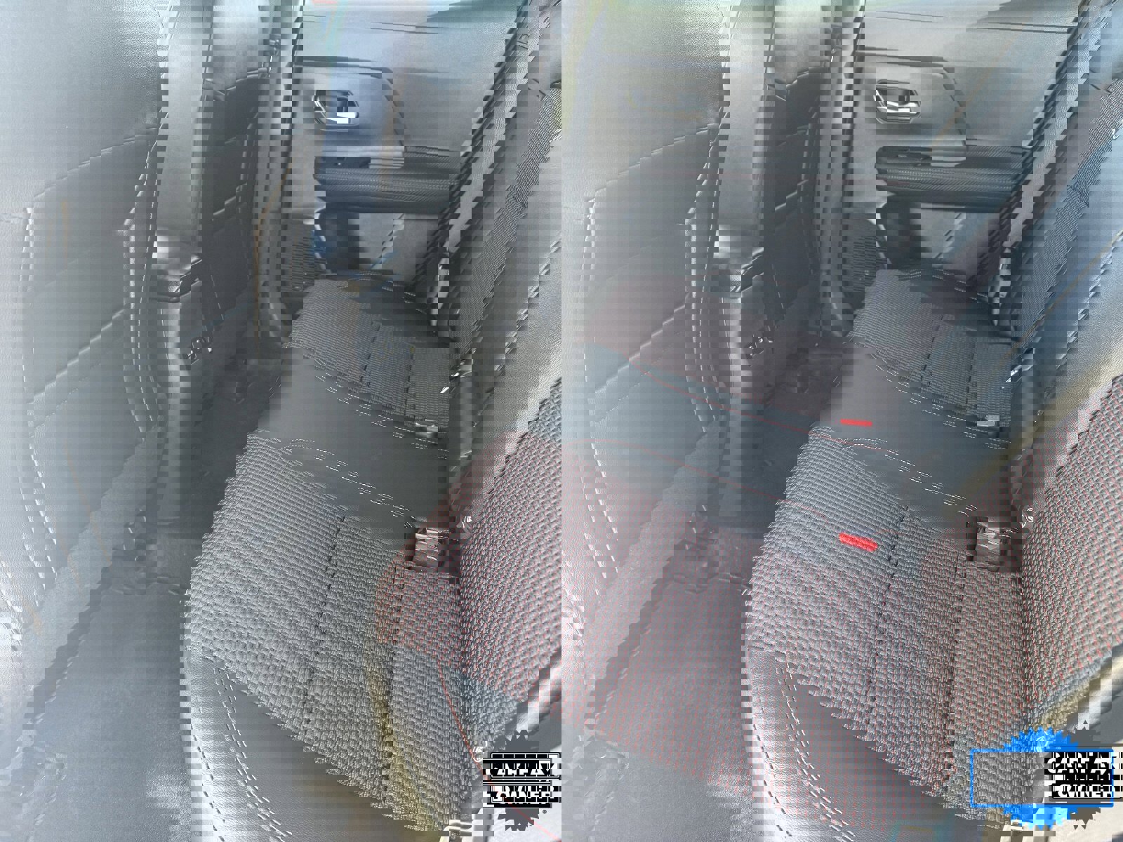 Certified 2025 Nissan Kicks SR image 18