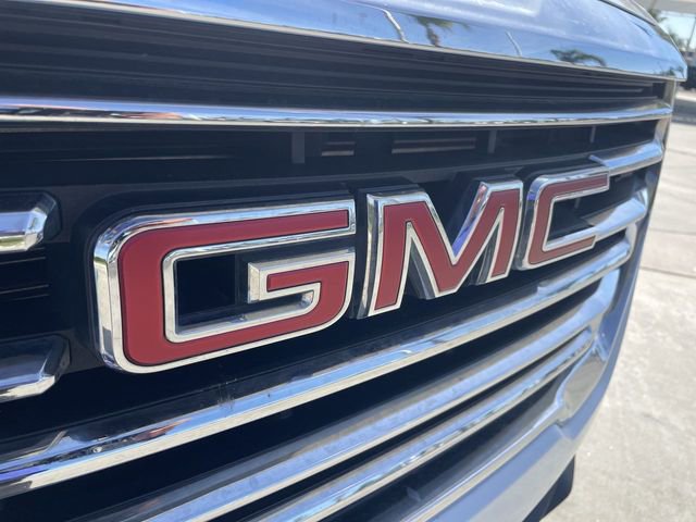 Used 2023 GMC Terrain SLT image 30