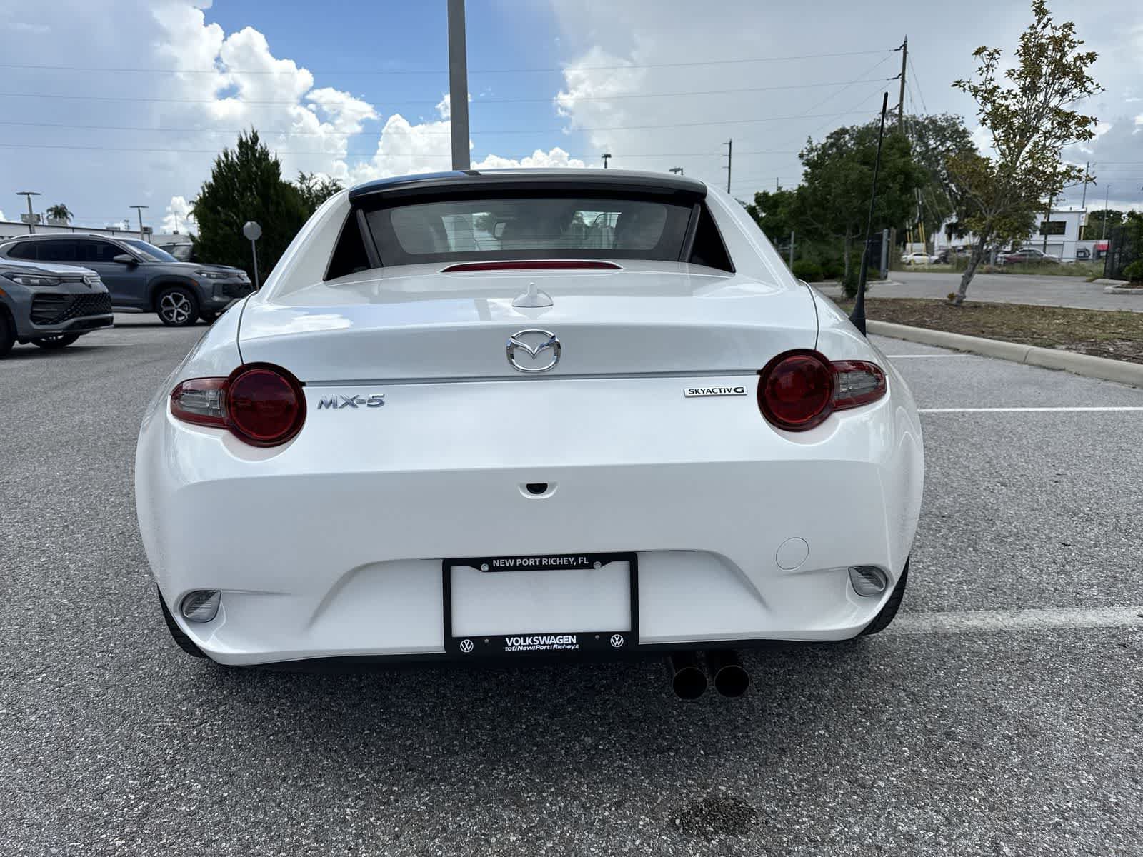 Used 2022 MAZDA MX-5 Miata RF Grand Touring RWD image 13
