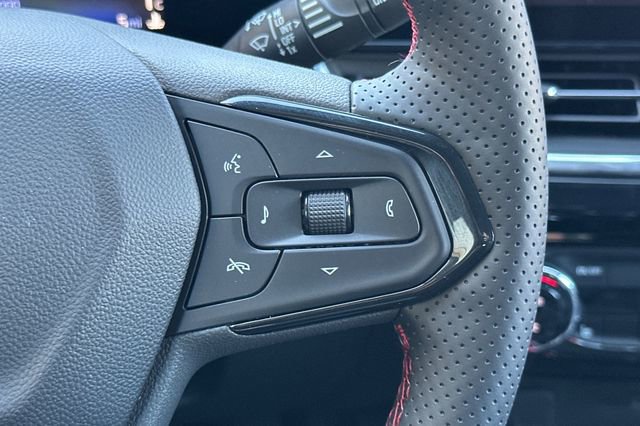 New 2026 Chevrolet Trax RS w/ Driver Confidence Package image 31