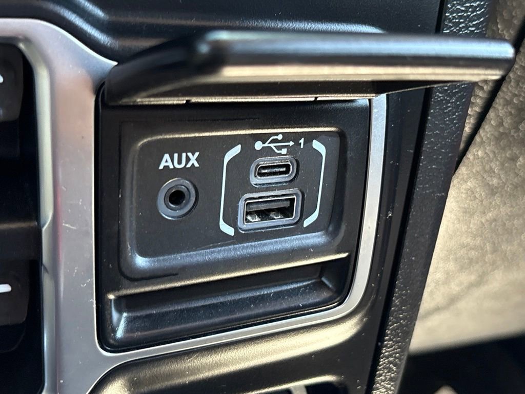 Used 2019 Jeep Wrangler Unlimited Rubicon AWD/4WD image 18