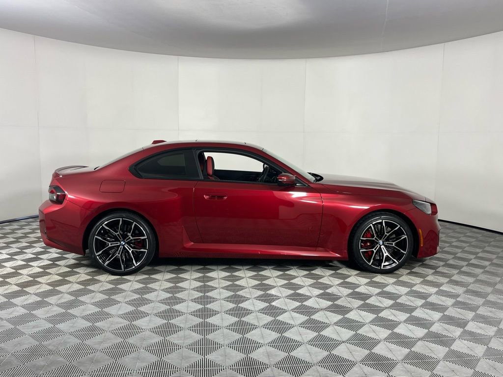 Used 2025 BMW M2 w/ Lighting Package image 5
