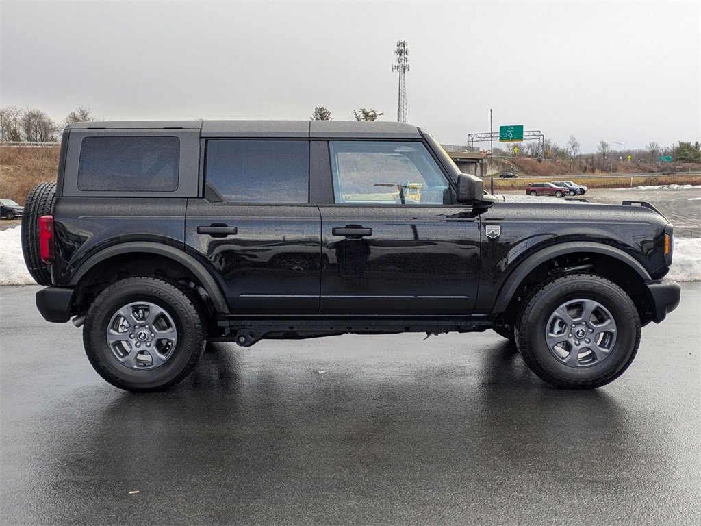Used 2025 Ford Bronco Big Bend image 2