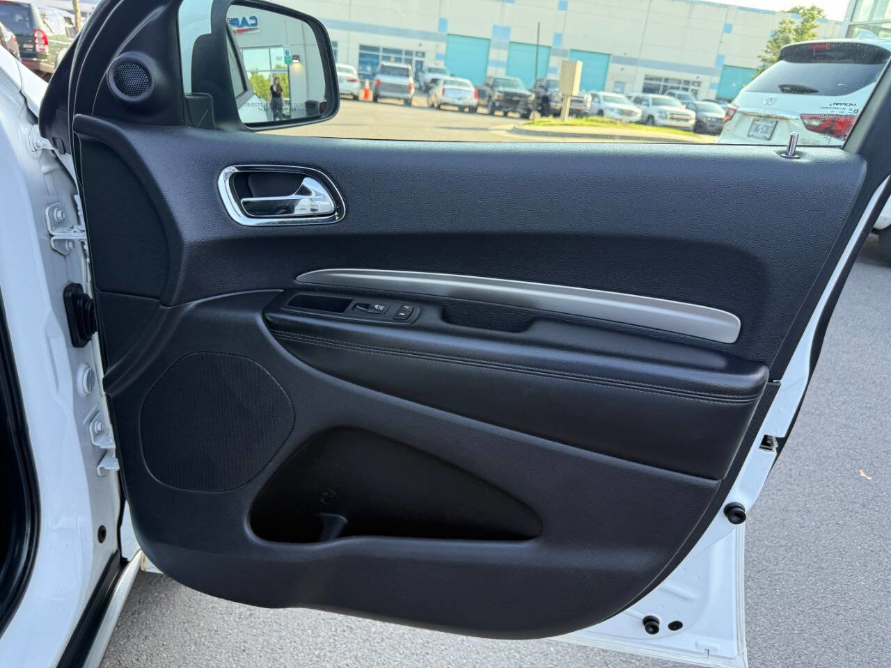 Used 2017 Dodge Durango SXT w/ 3rd Row Seating Group image 32