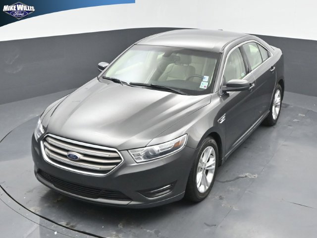 Used 2015 Ford Taurus SEL w/ Equipment Group 201A FWD image 11