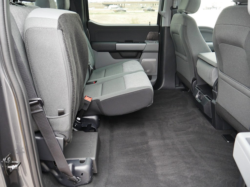 New 2027 Ford F350 XLT w/ XLT Premium Package AWD/4WD image 29