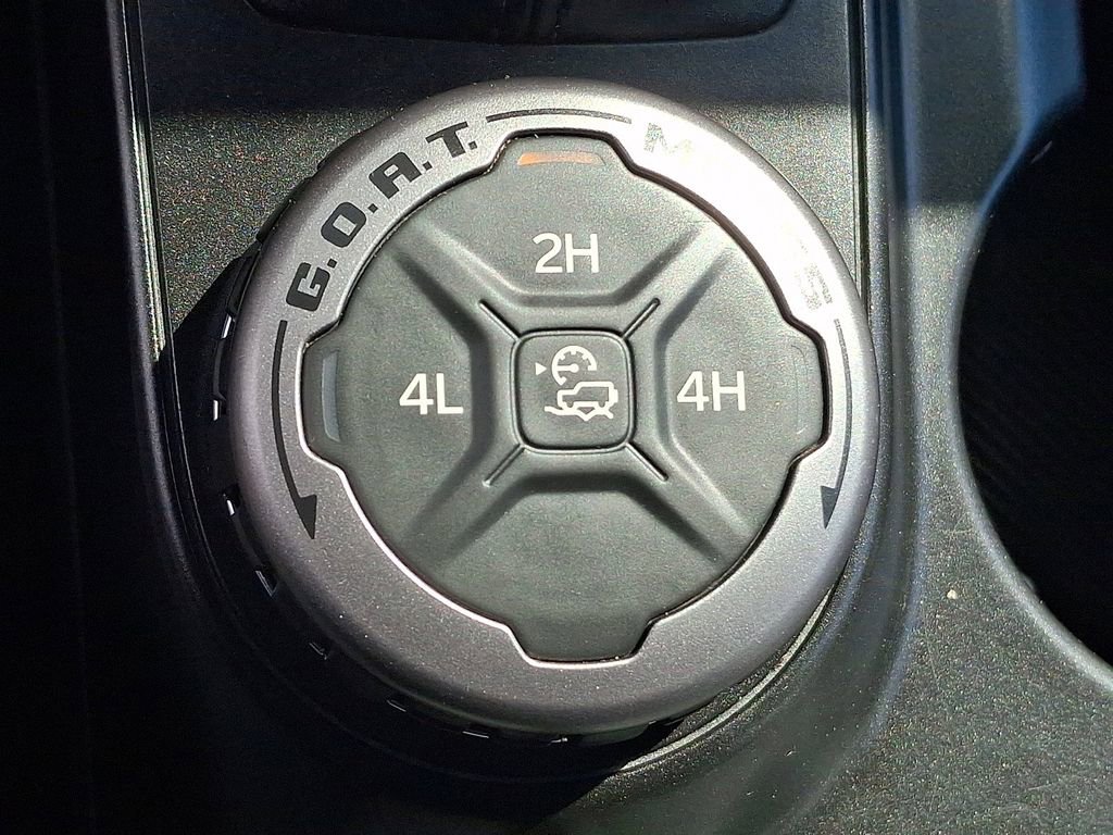 Used 2022 Ford Bronco Outer Banks image 23