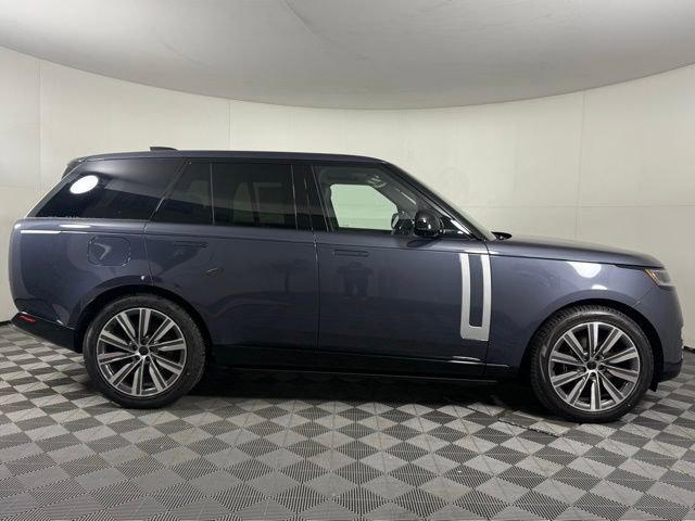 New 2026 Land Rover Range Rover Autobiography image 9