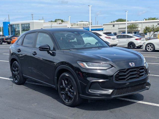 Used 2024 Honda HR-V Sport image 3