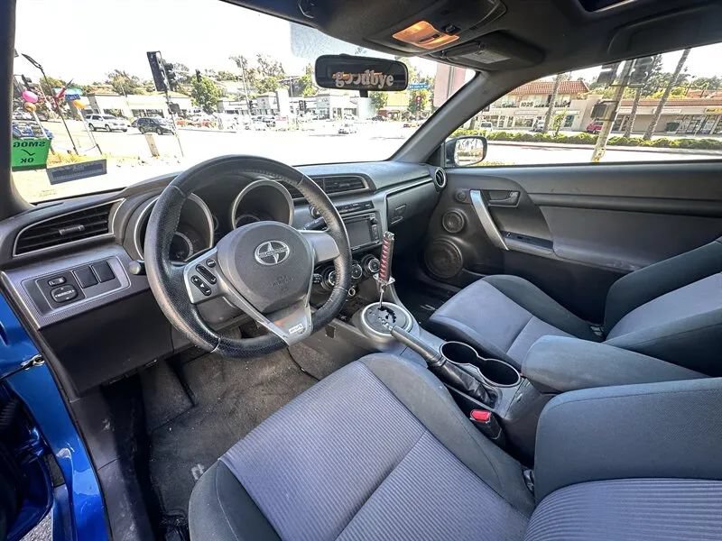 Used 2014 Scion tC FWD image 24