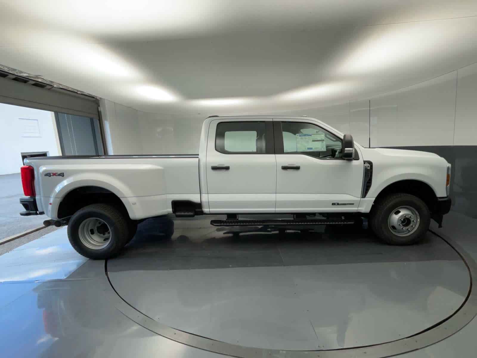 New 2026 Ford F350 XL image 4