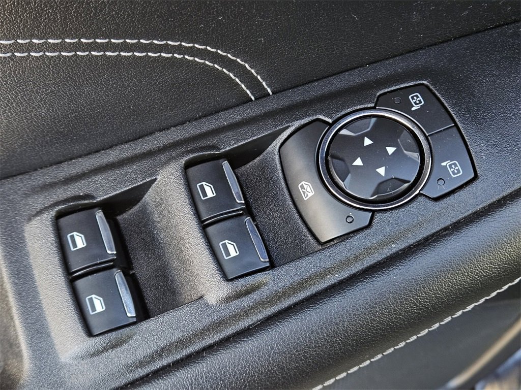 Used 2022 Ford Edge Titanium image 12