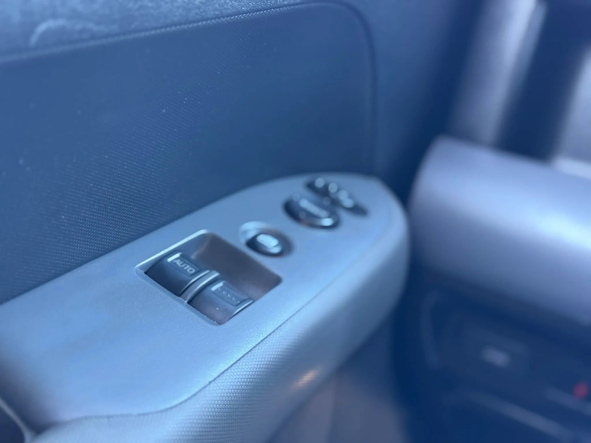 Used 2005 Honda Element EX image 23