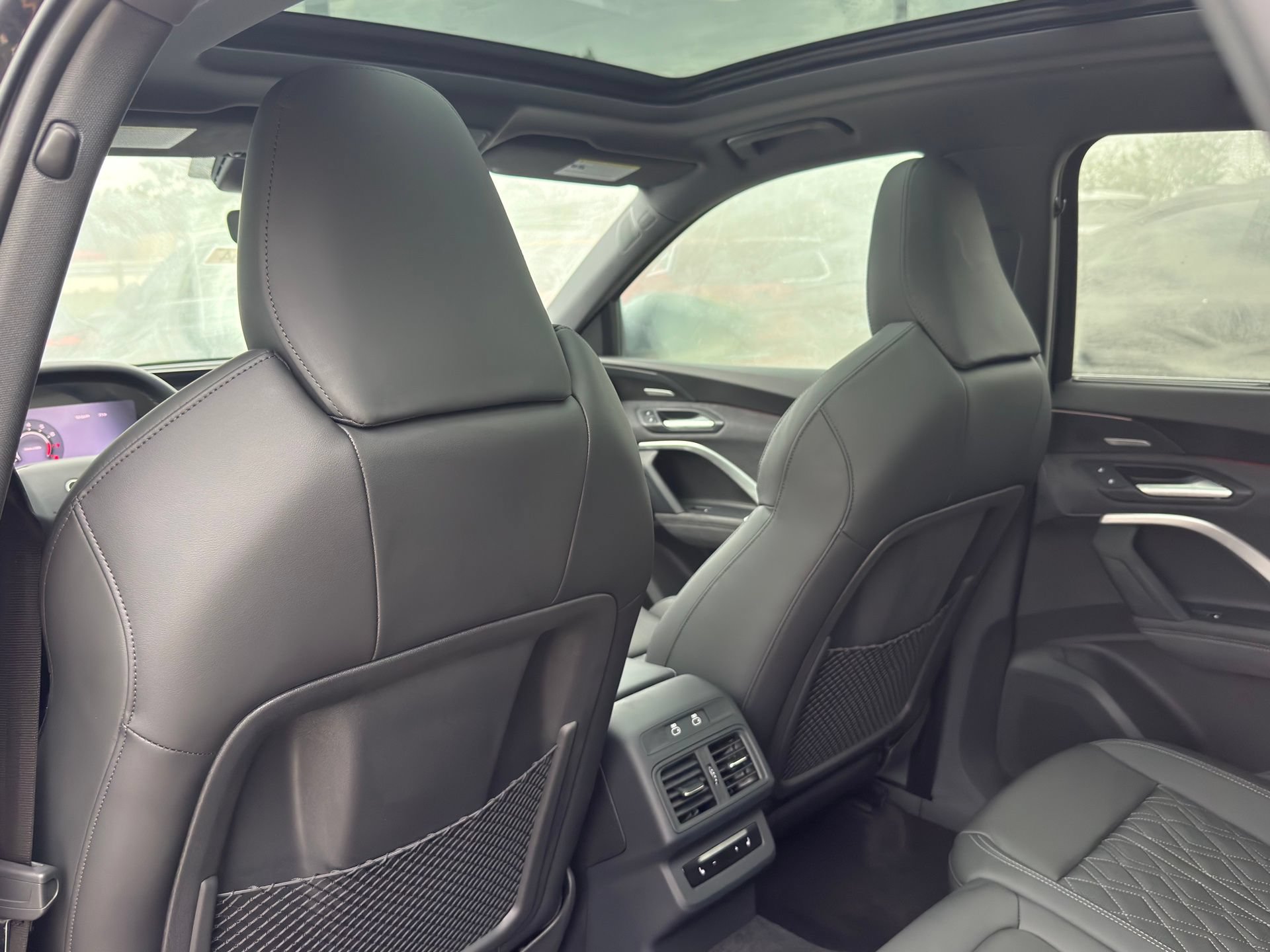 New 2026 Audi SQ5 Prestige AWD/4WD image 30