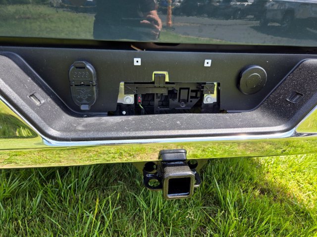 Used 2025 Chevrolet Silverado 1500 LT AWD/4WD image 17